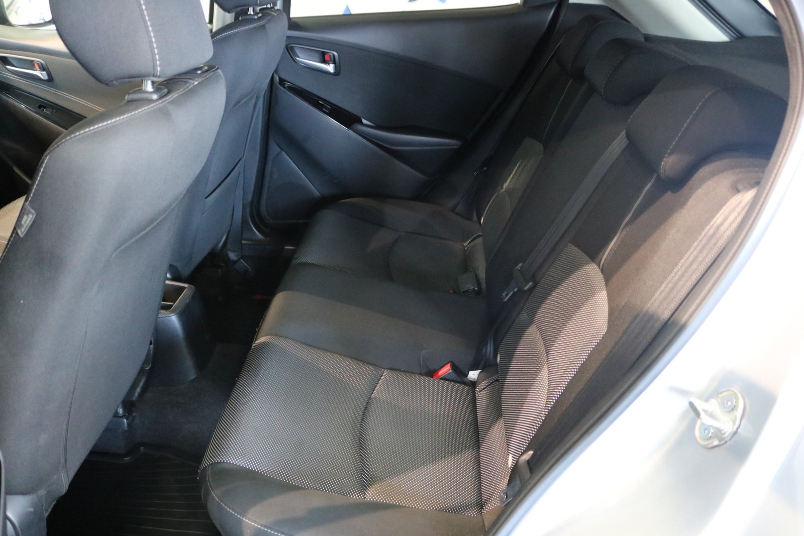 MAZDA 2 SKYACTIV-G 115 Revolution, Benzin, Occasion / Gebraucht, Handschaltung - 6
