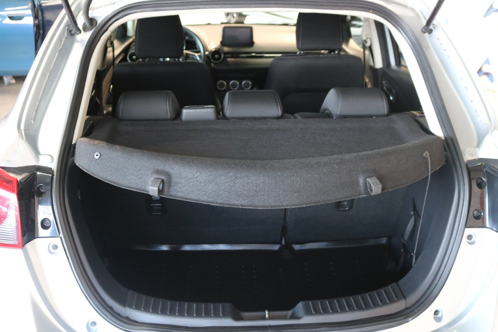 MAZDA 2 SKYACTIV-G 115 Revolution, Benzin, Occasion / Gebraucht, Handschaltung - 7