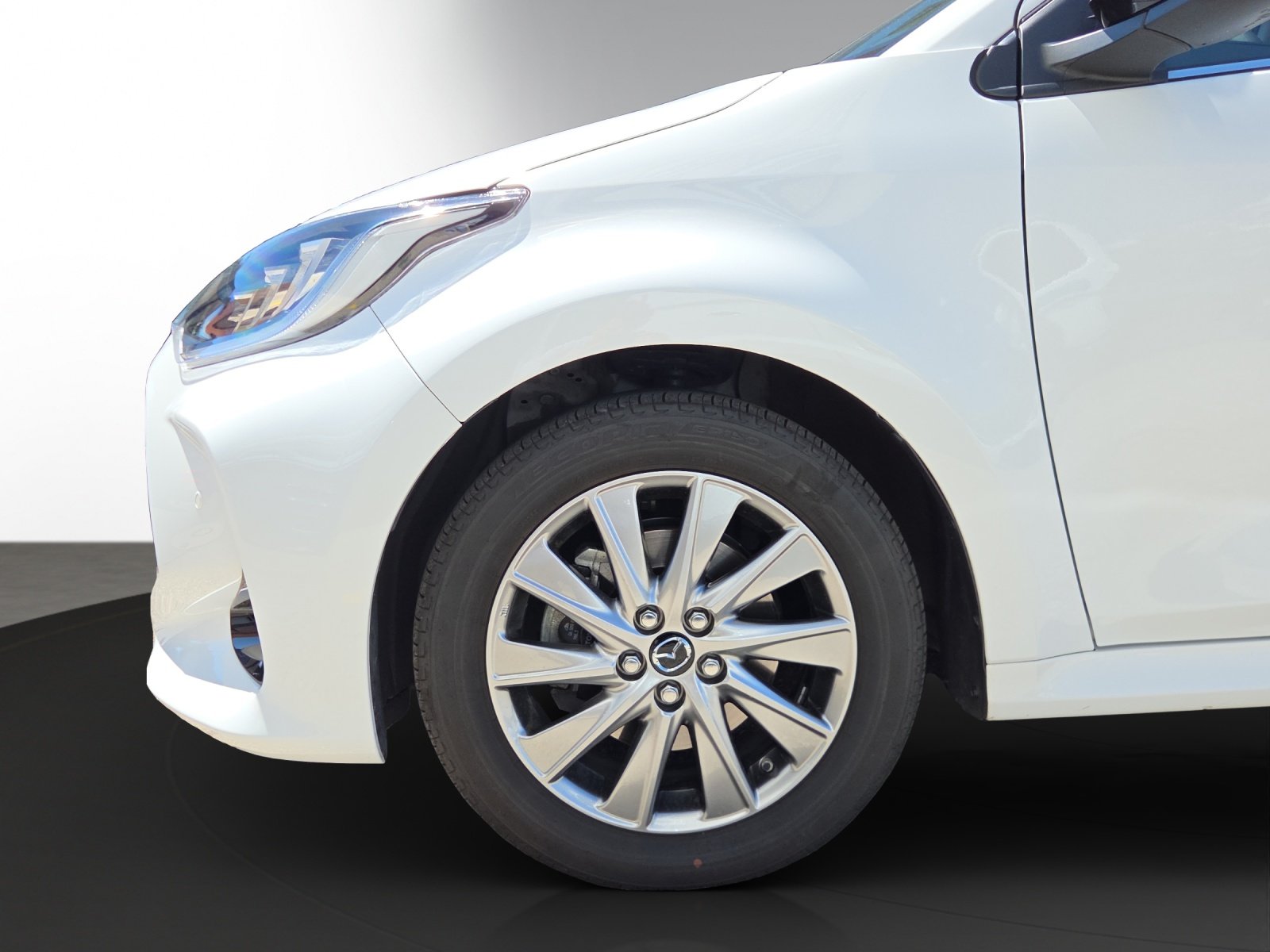 MAZDA 2 Hybrid Select, Hybride Intégral Essence/Électricité, Occasion / Utilisé, Automatique - 4
