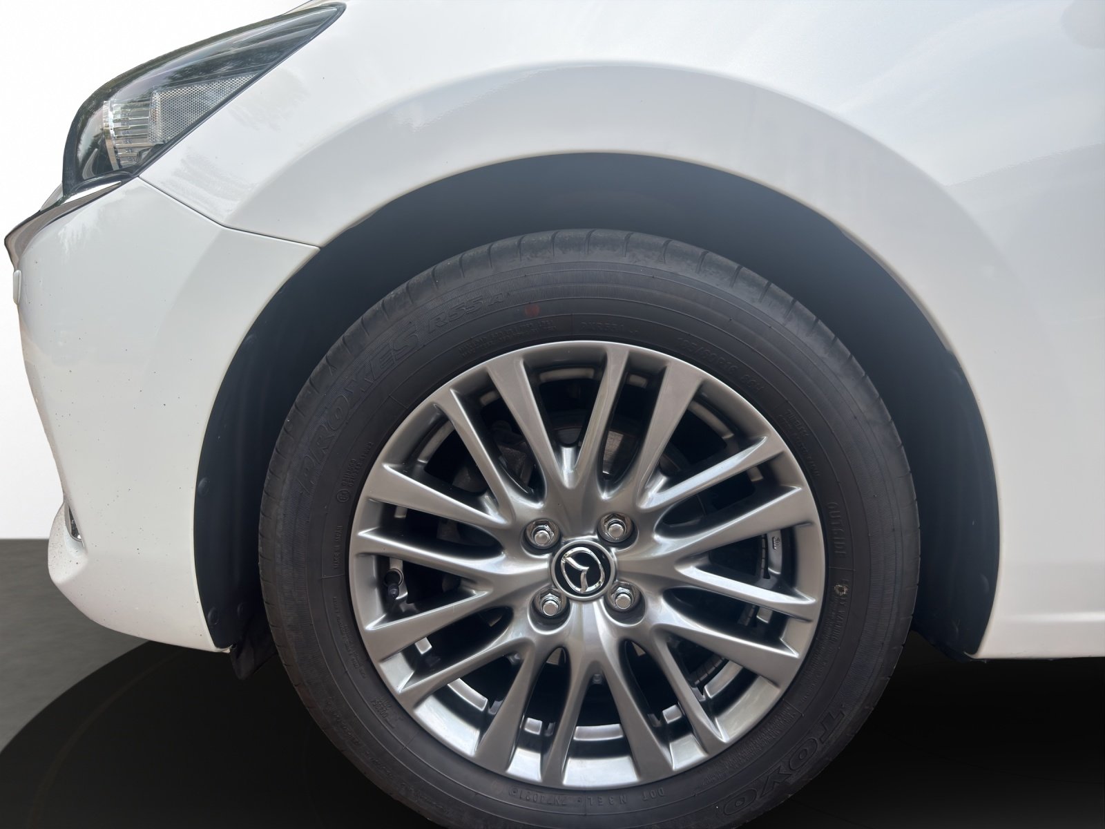 MAZDA 2 G 90 Revolution, Benzin, Occasion / Gebraucht, Automatik - 7