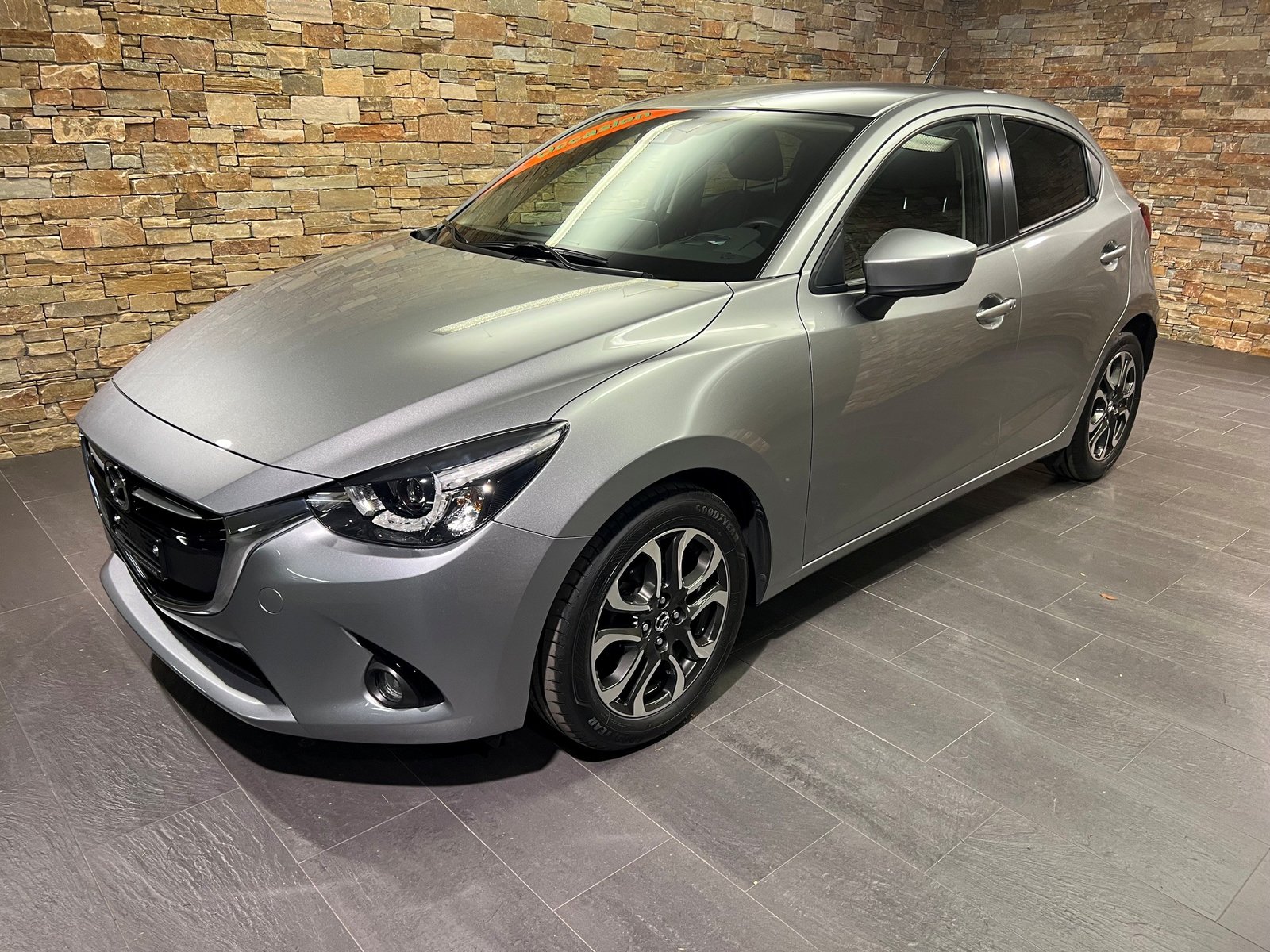 MAZDA 2 1.5i 16V Skyactiv-G Revolution Drive