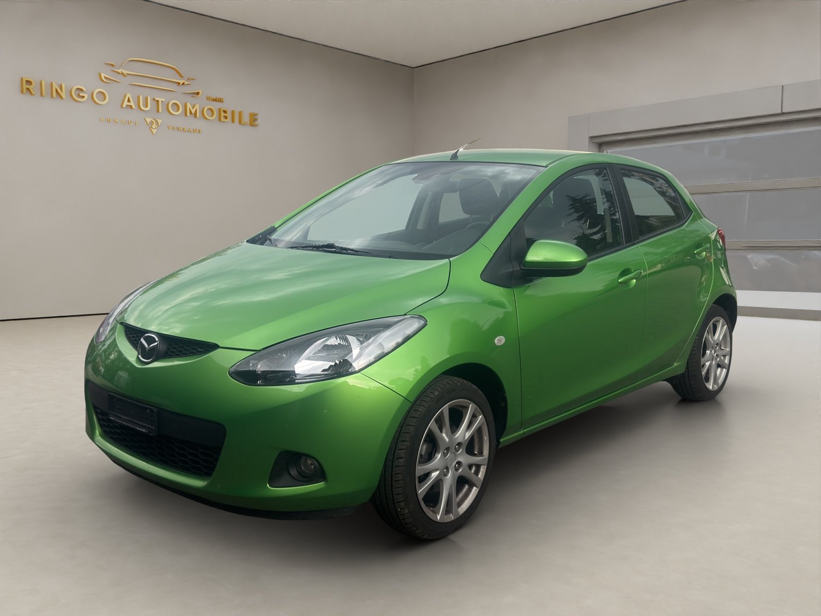 MAZDA 2 1.3i 16V Exclusive, Petrol, Second hand / Used, Manual - 3