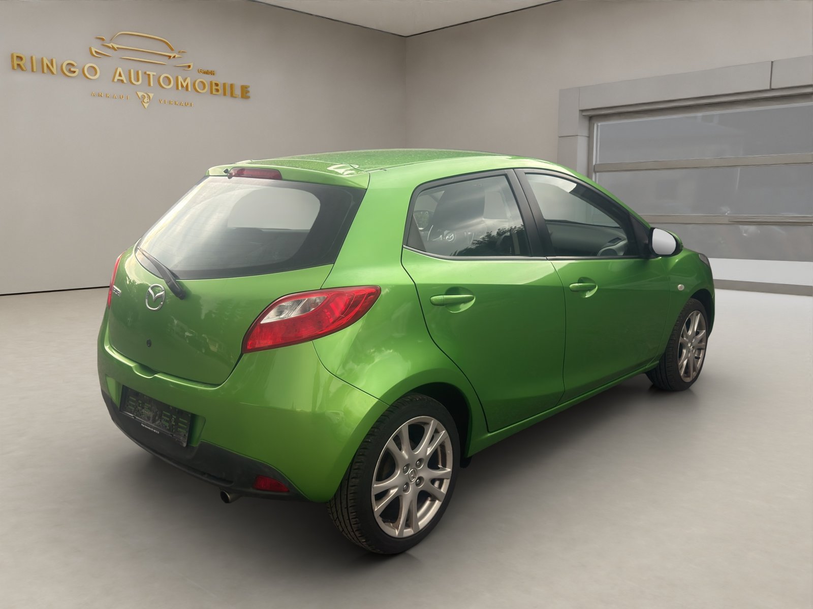 MAZDA 2 1.3i 16V Exclusive, Petrol, Second hand / Used, Manual - 7