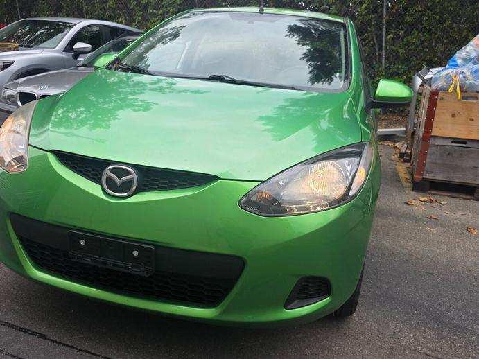 MAZDA 2 1.3i 16V Exclusive, Essence, Occasion / Utilisé, Manuelle