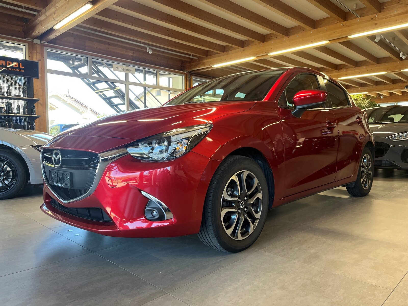 MAZDA 2 SKYACTIV-G 115 Revolution, Essence, Occasion / Utilisé, Manuelle - 3