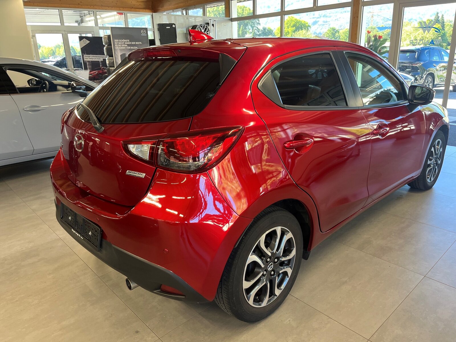 MAZDA 2 SKYACTIV-G 115 Revolution, Essence, Occasion / Utilisé, Manuelle - 4