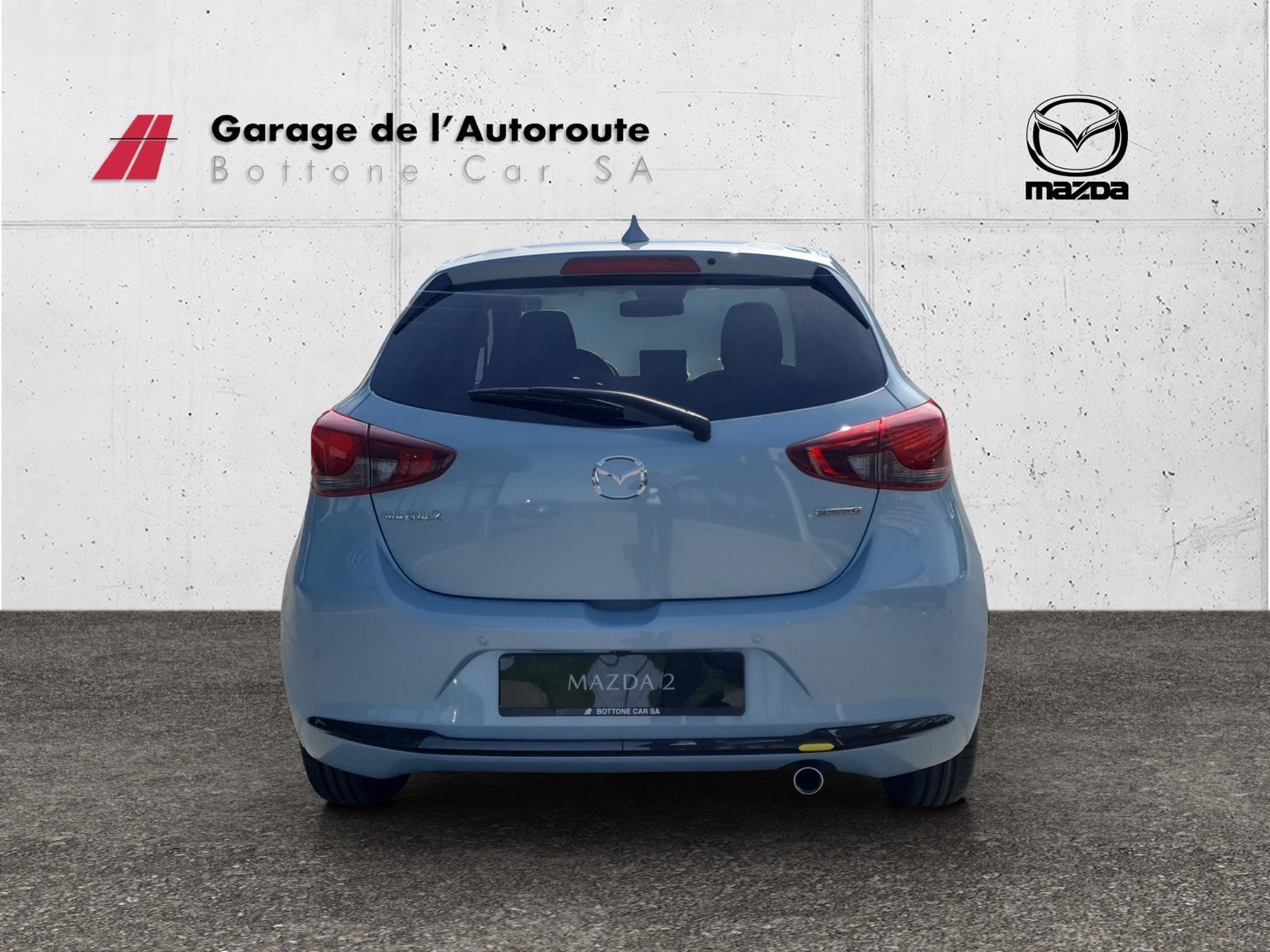 MAZDA 2 1.5 90 Exclusive-Line, Petrol, New car, Automatic - 4