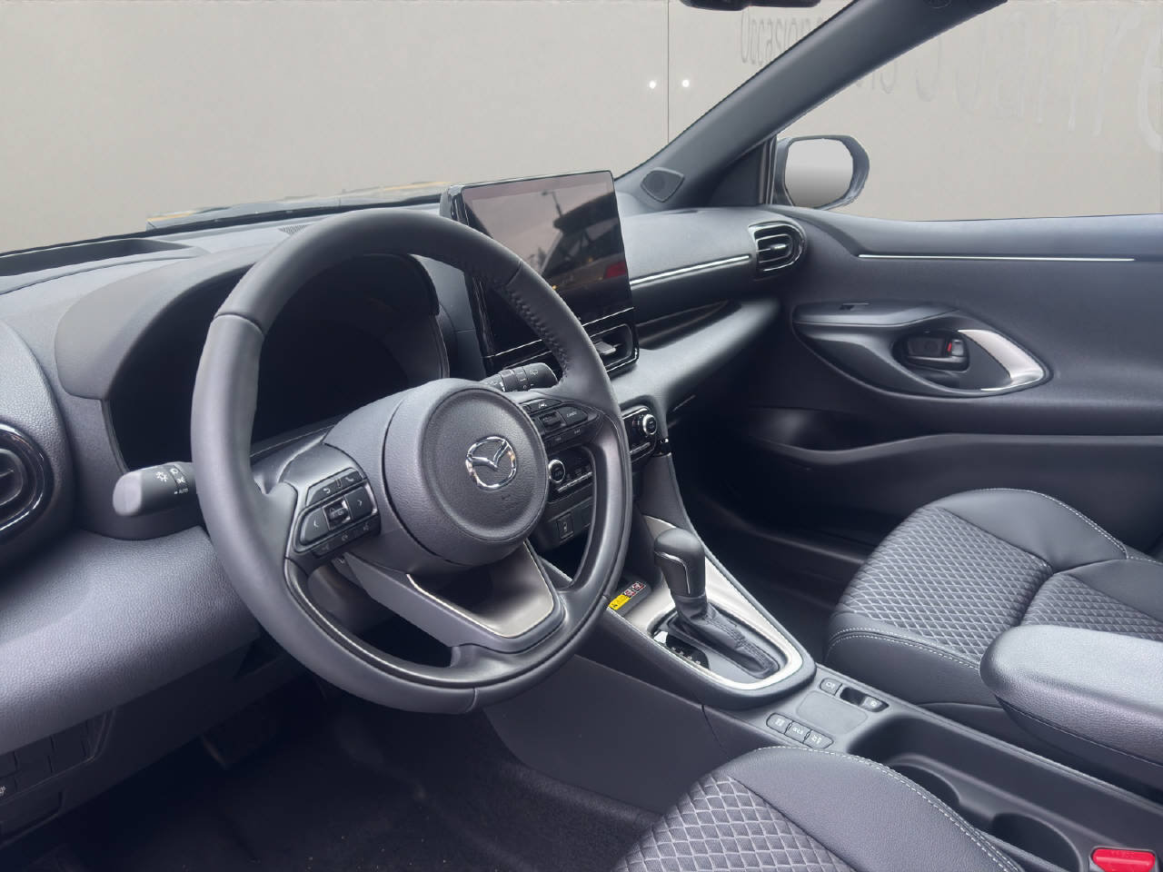 MAZDA 2 1.5 Hybrid 116 PS Homura PLUS, Full-Hybrid Petrol/Electric, New car, Automatic - 5