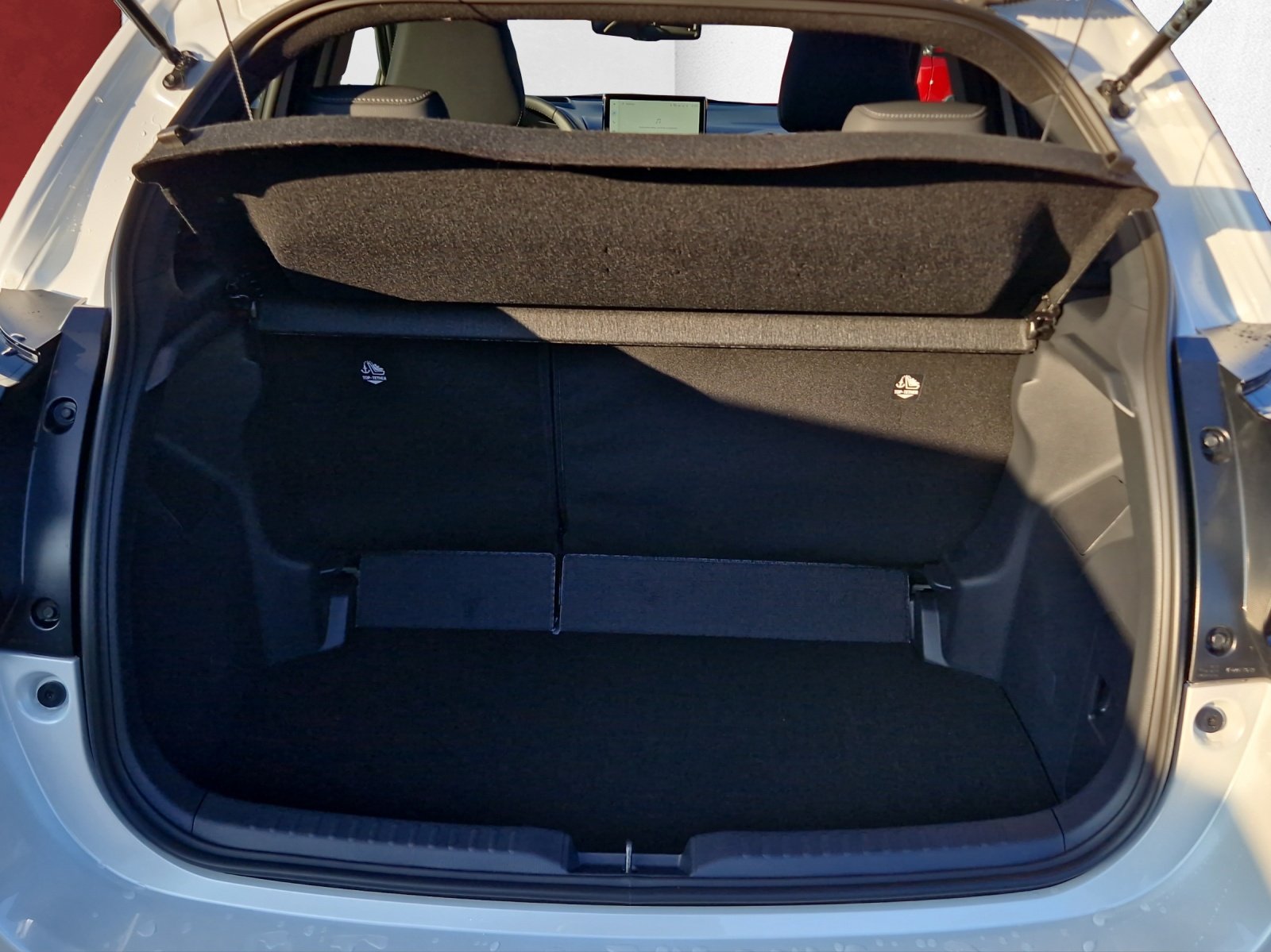 MAZDA 2 1.5 Hybrid Homura Plus 116 PS Automat, Full-Hybrid Petrol/Electric, New car, Automatic - 6