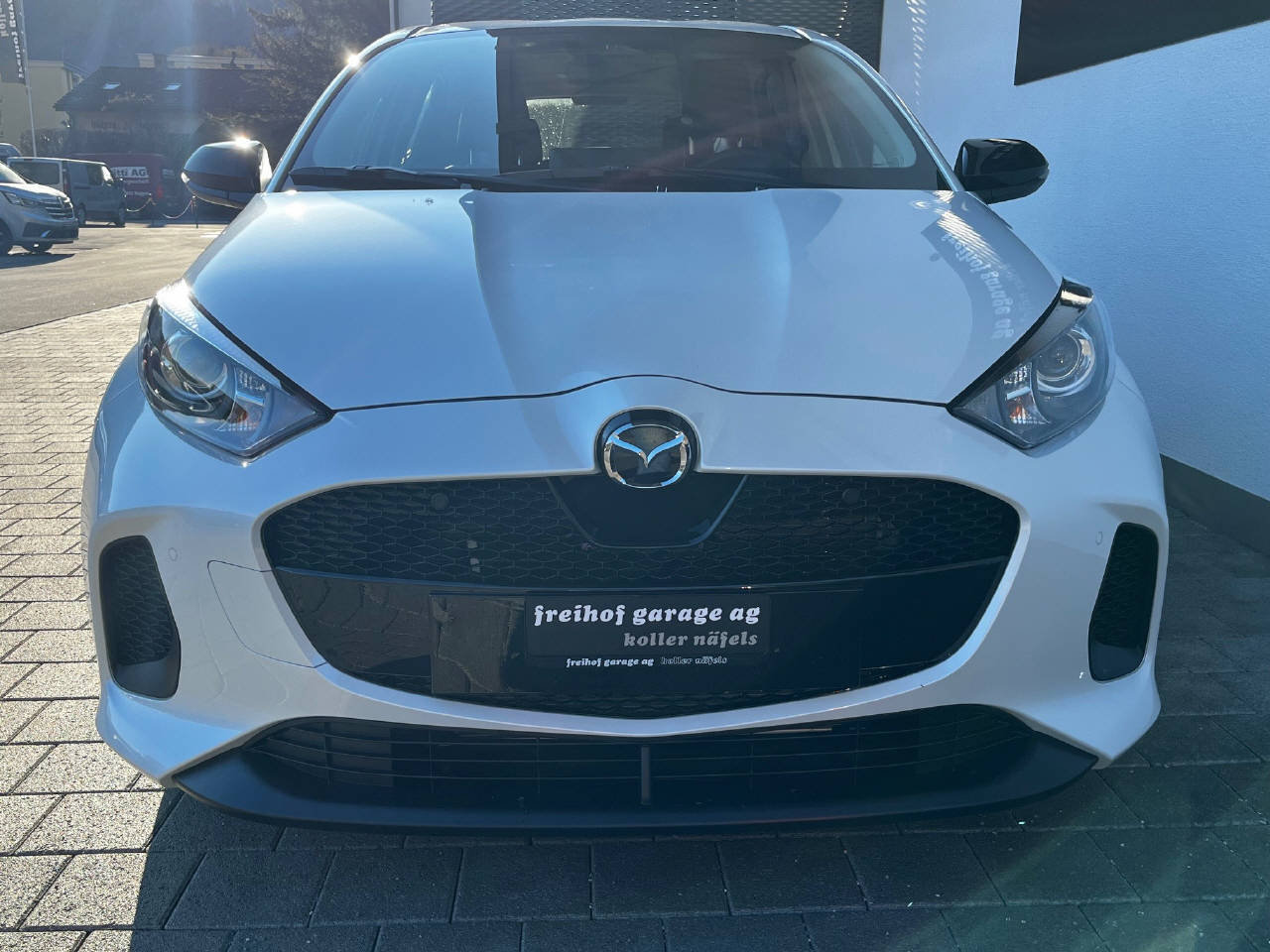 MAZDA 2 1.5 Hybrid Exclusive-Line, Full-Hybrid Petrol/Electric, New car, Automatic - 2