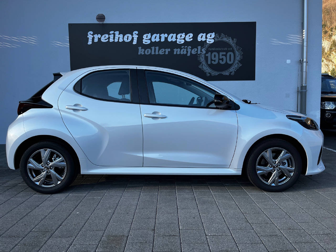 MAZDA 2 1.5 Hybrid Exclusive-Line, Full-Hybrid Petrol/Electric, New car, Automatic - 3
