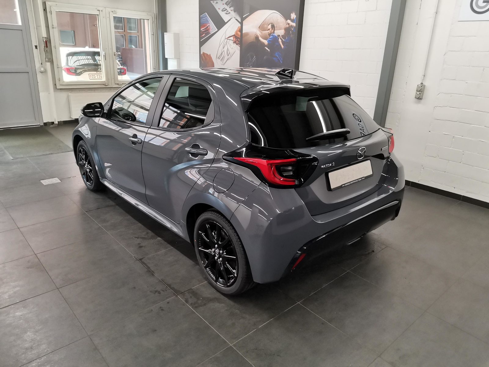 MAZDA 2 1.5 Hybrid Homura, Voll-Hybrid Benzin/Elektro, Neuwagen, Automatik - 4