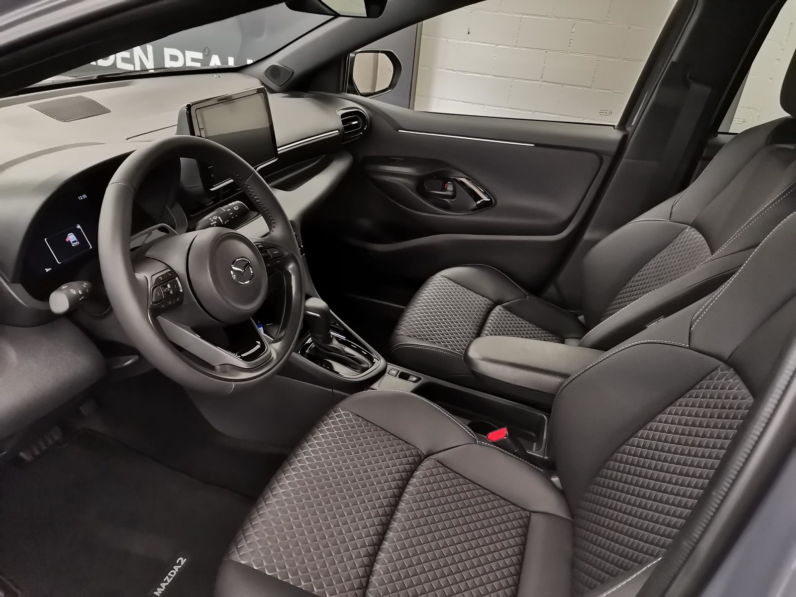 MAZDA 2 1.5 Hybrid Homura, Voll-Hybrid Benzin/Elektro, Neuwagen, Automatik - 7