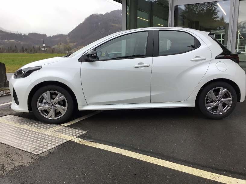 MAZDA 2 1.5 Hybrid Exclusive-Line, Hybride Intégral Essence/Électricité, Voiture nouvelle, Automatique - 4