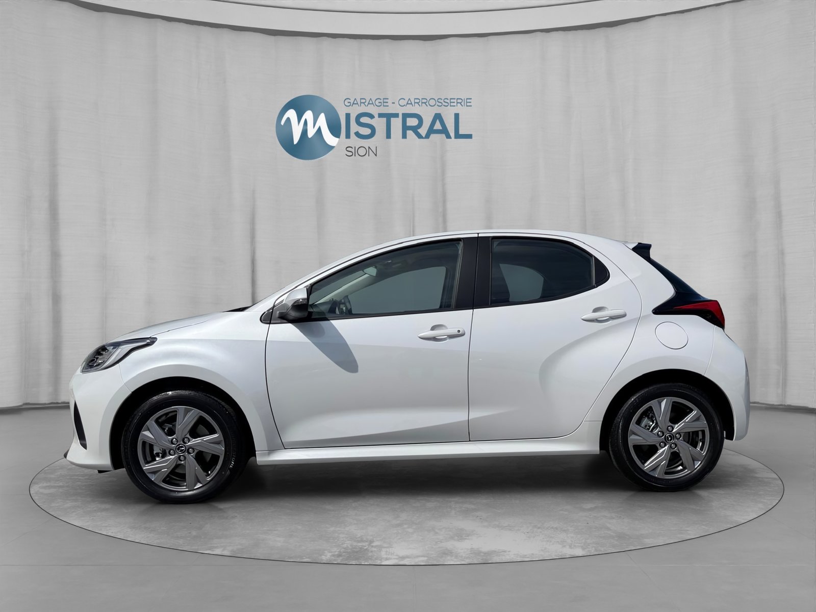 MAZDA 2 Hybrid Exclusive-Line, Petrol, New car, Automatic - 2
