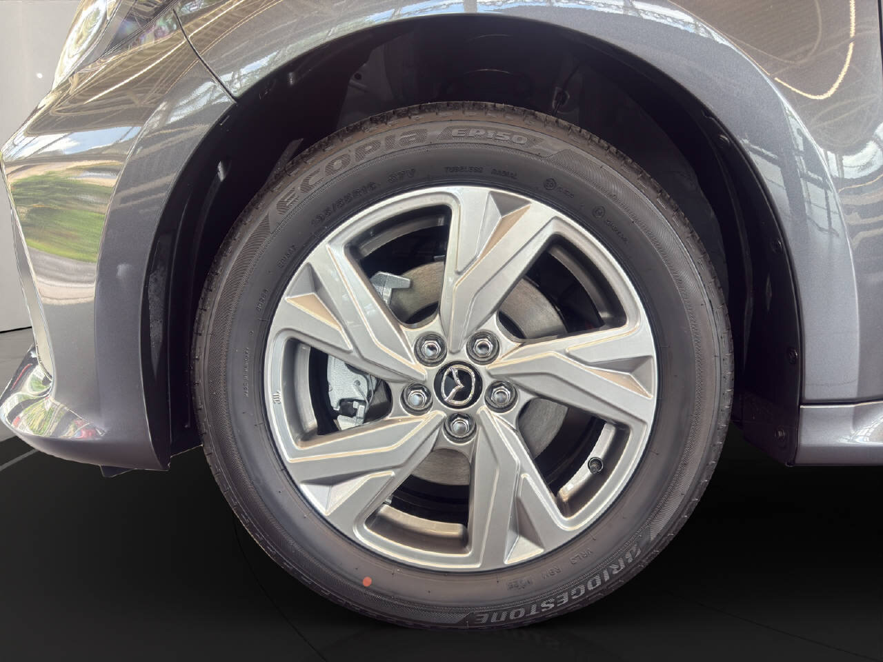 MAZDA 2 1.5 Hybrid 116 PS Exclusive-Line, Full-Hybrid Petrol/Electric, New car, Automatic - 4