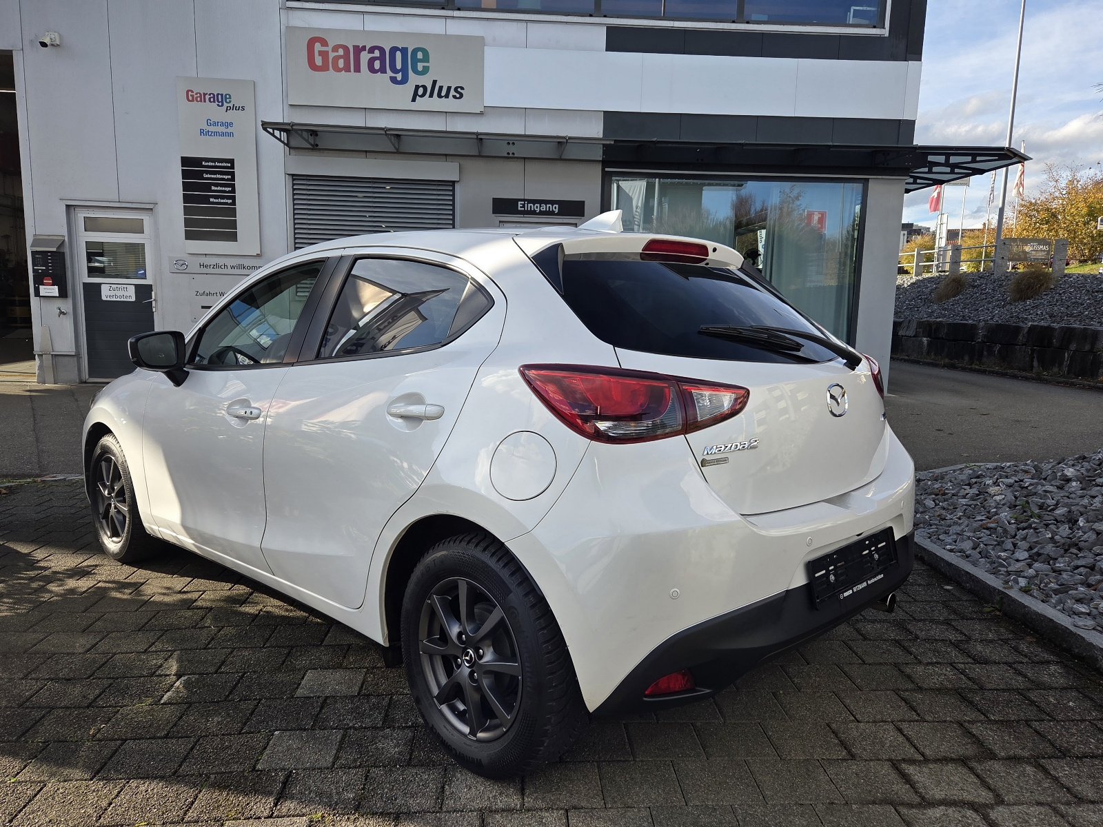 MAZDA 2 1.5 90 Revolution, Petrol, Second hand / Used, Automatic - 3