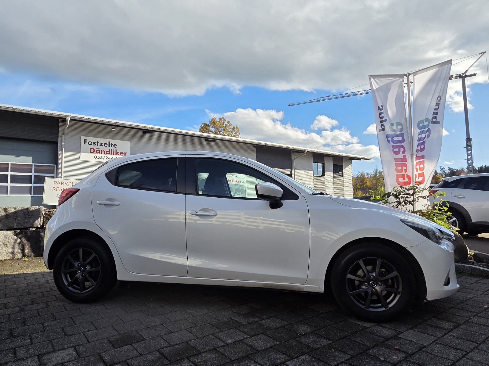 MAZDA 2 1.5 90 Revolution, Petrol, Second hand / Used, Automatic - 4