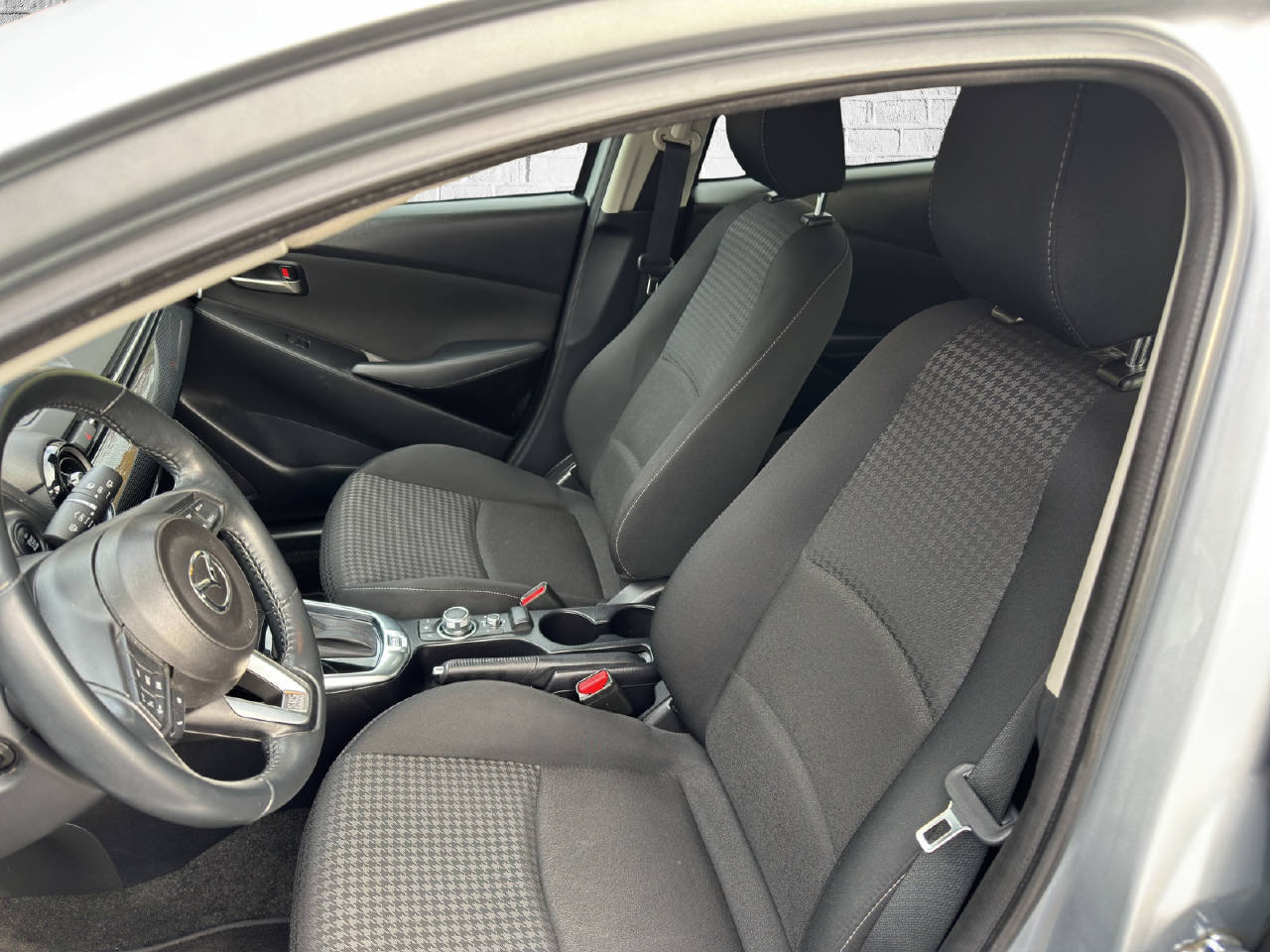 MAZDA 2 1.5 90 Ambition, Essence, Occasion / Utilisé, Automatique - 7