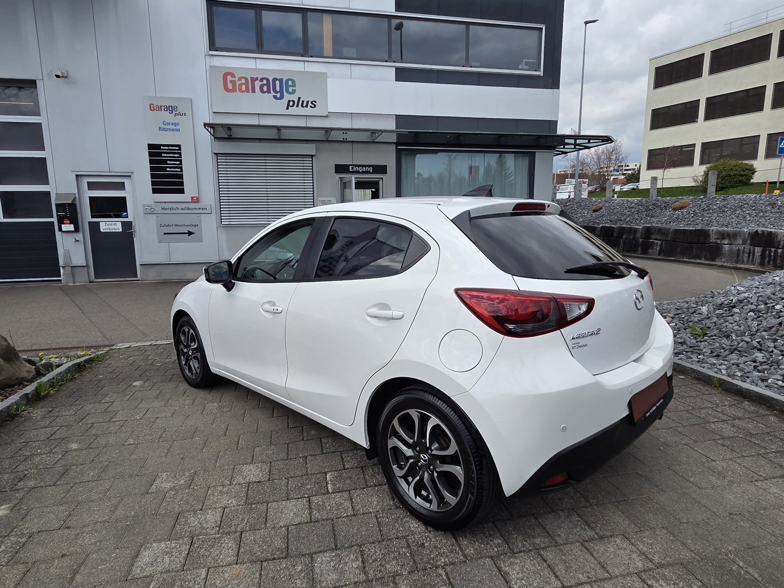 MAZDA 2 1.5 90 Revolution, Essence, Occasion / Utilisé, Automatique - 3