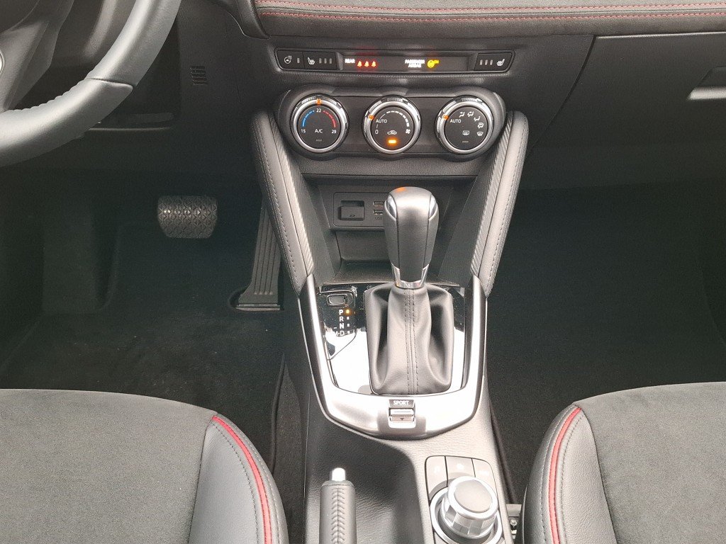 MAZDA 2 1.5 90 Homura aka Pack, Hybride Leggero Benzina/Elettrica, Occasioni / Usate, Automatico - 7