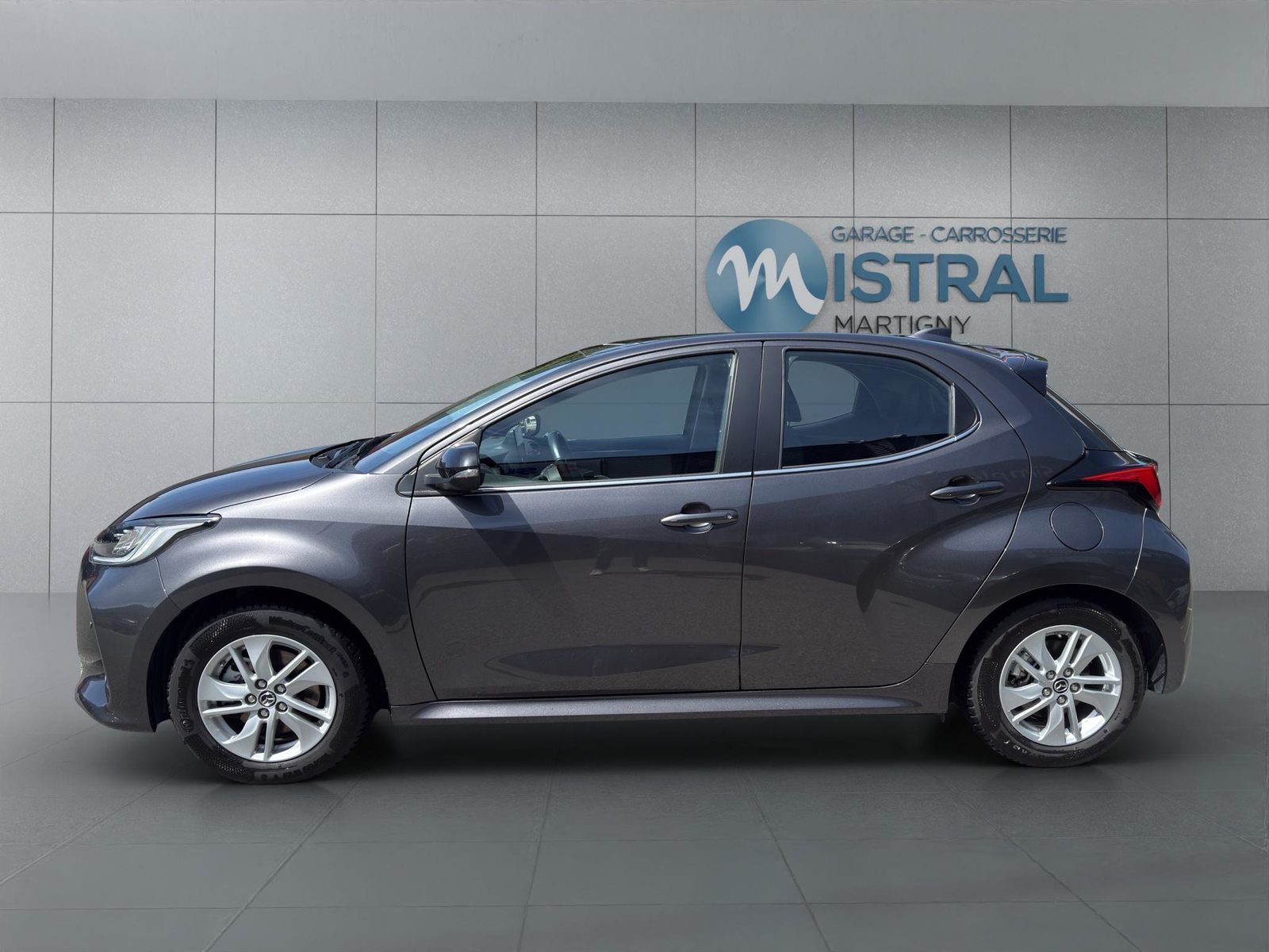 MAZDA 2 1.5 Hybrid Agile, Voll-Hybrid Benzin/Elektro, Occasion / Gebraucht, Automatik - 2