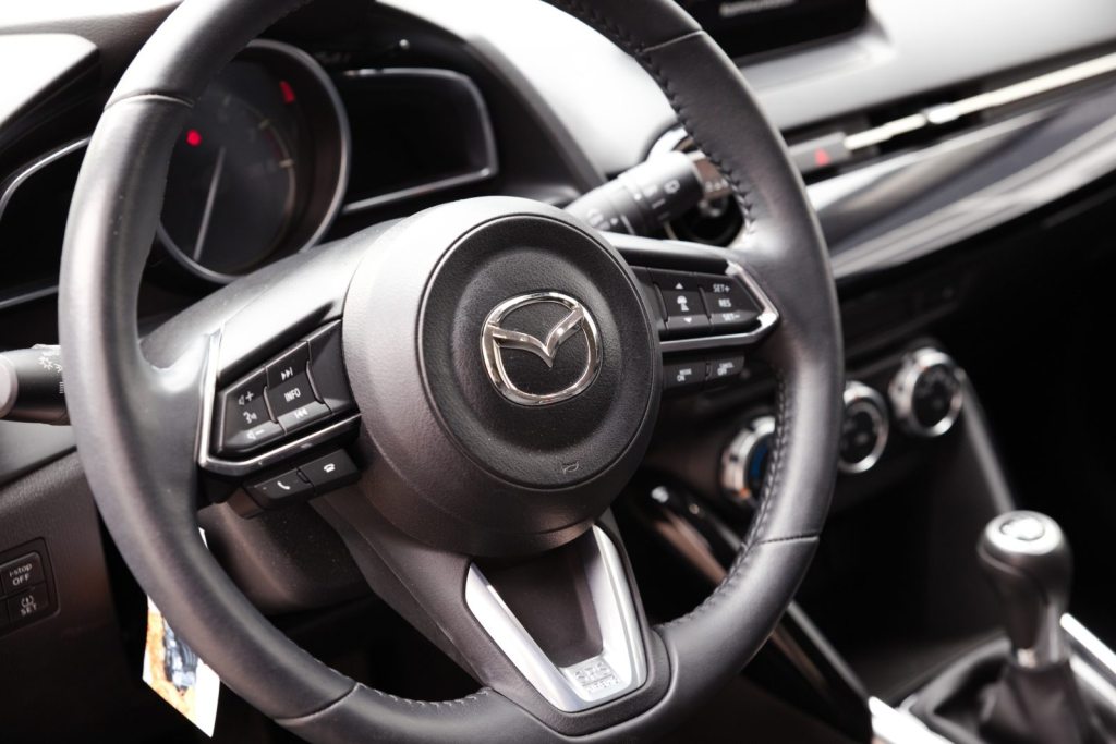 MAZDA 2 1.5 115 Exclusive-Line inkl. 360° Kamera, Mild-Hybrid Benzin/Elektro, Occasion / Gebraucht, Handschaltung - 7