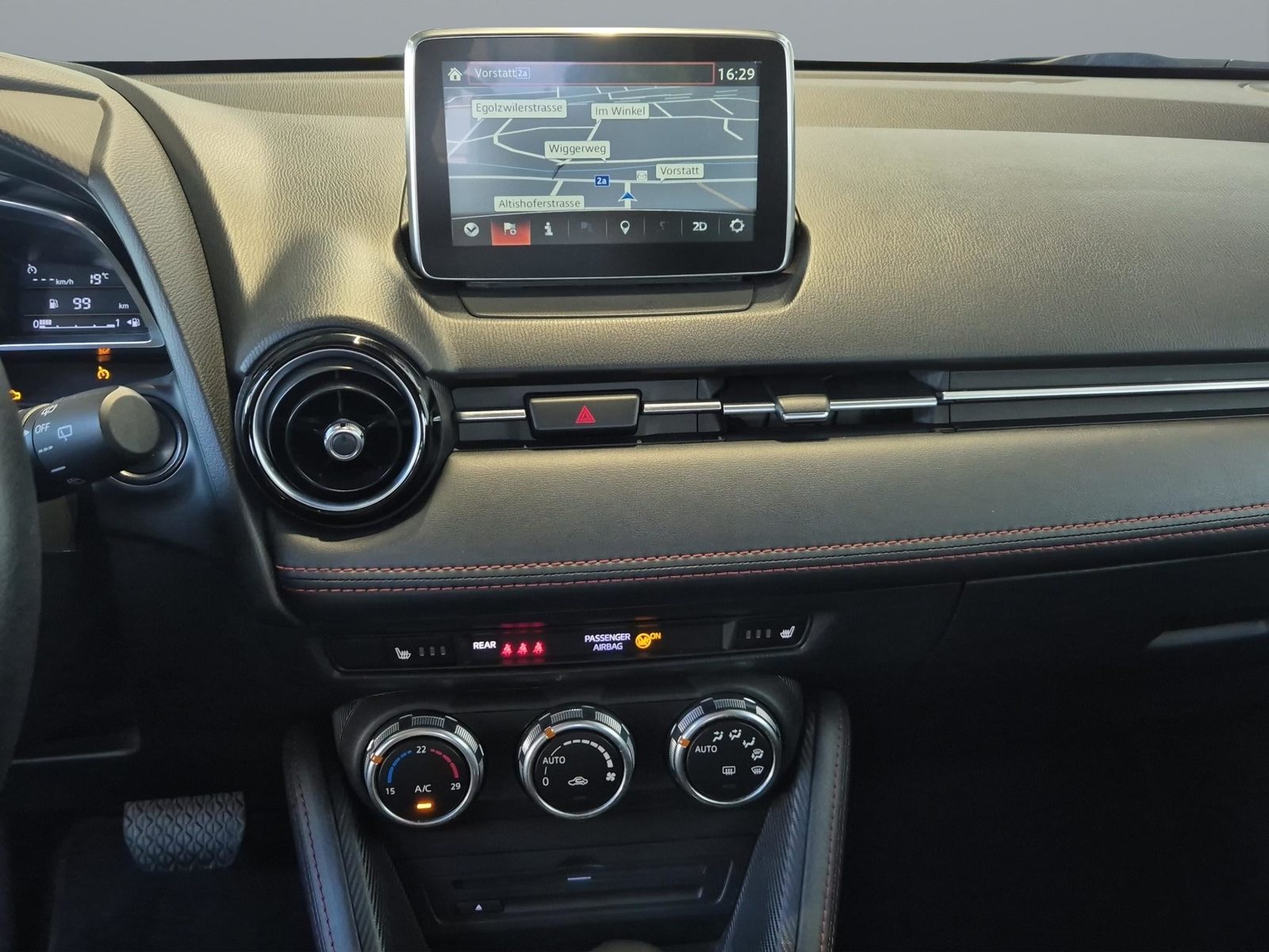MAZDA 2 1.5 90 Revolution, Benzina, Occasioni / Usate, Automatico - 7