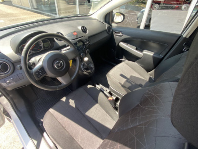 MAZDA 2 1.3i 16V Red, Occasioni / Usate, Manuale - 3
