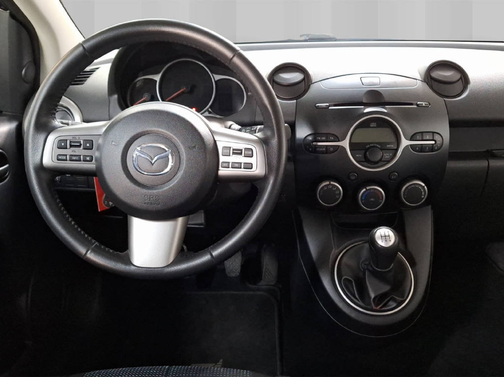 MAZDA 2 1.5 MZR Sport, Petrol, Second hand / Used, Manual - 6