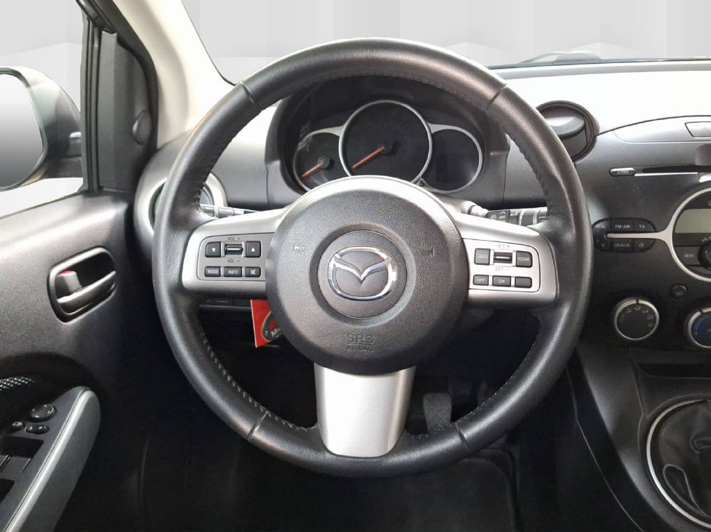 MAZDA 2 1.5 MZR Sport, Petrol, Second hand / Used, Manual - 7