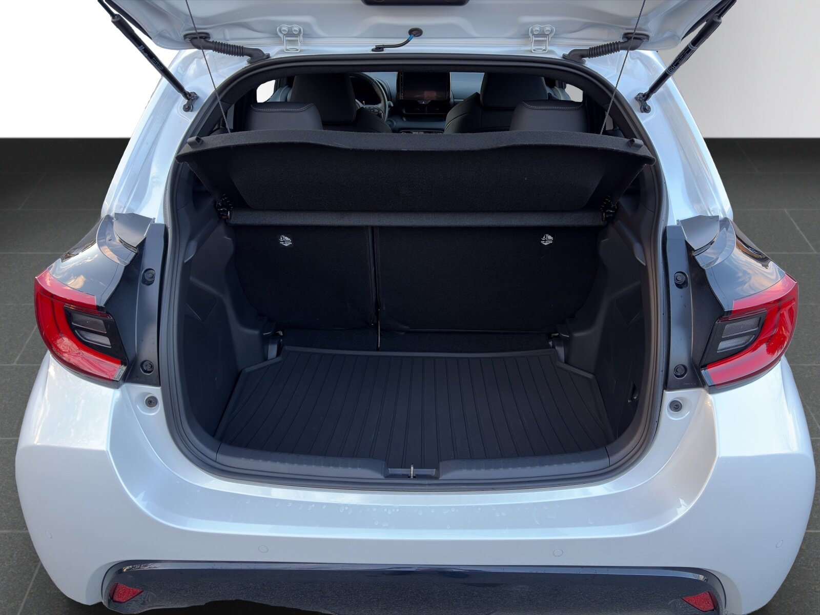 MAZDA 2 Hybrid Homura, Benzin, Occasion / Gebraucht, Automatik - 7