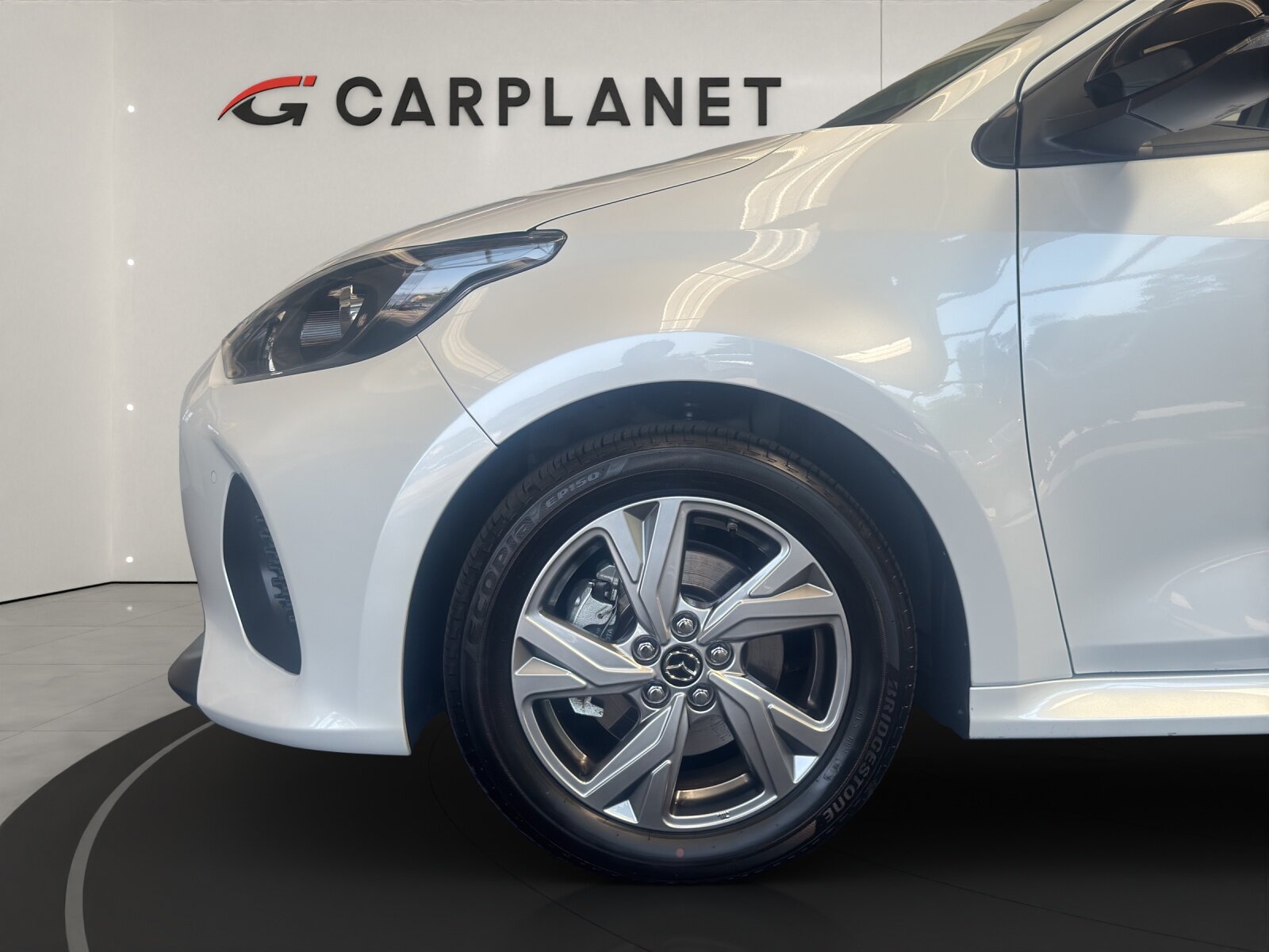 MAZDA 2 1.5 Hybrid 115 PS Exclusive-Line, Hybride Intégral Essence/Électricité, Occasion / Utilisé, Automatique - 4