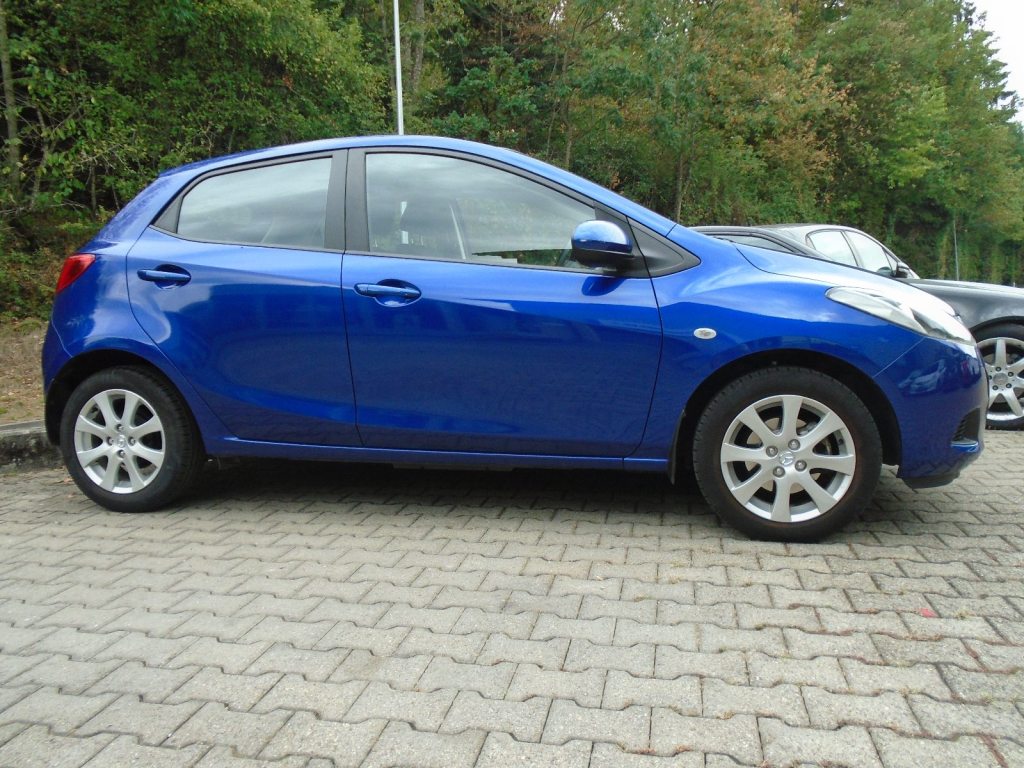 MAZDA 1.5 MZR City3 ActiveM, Benzin, Occasion / Gebraucht, Automatik - 4