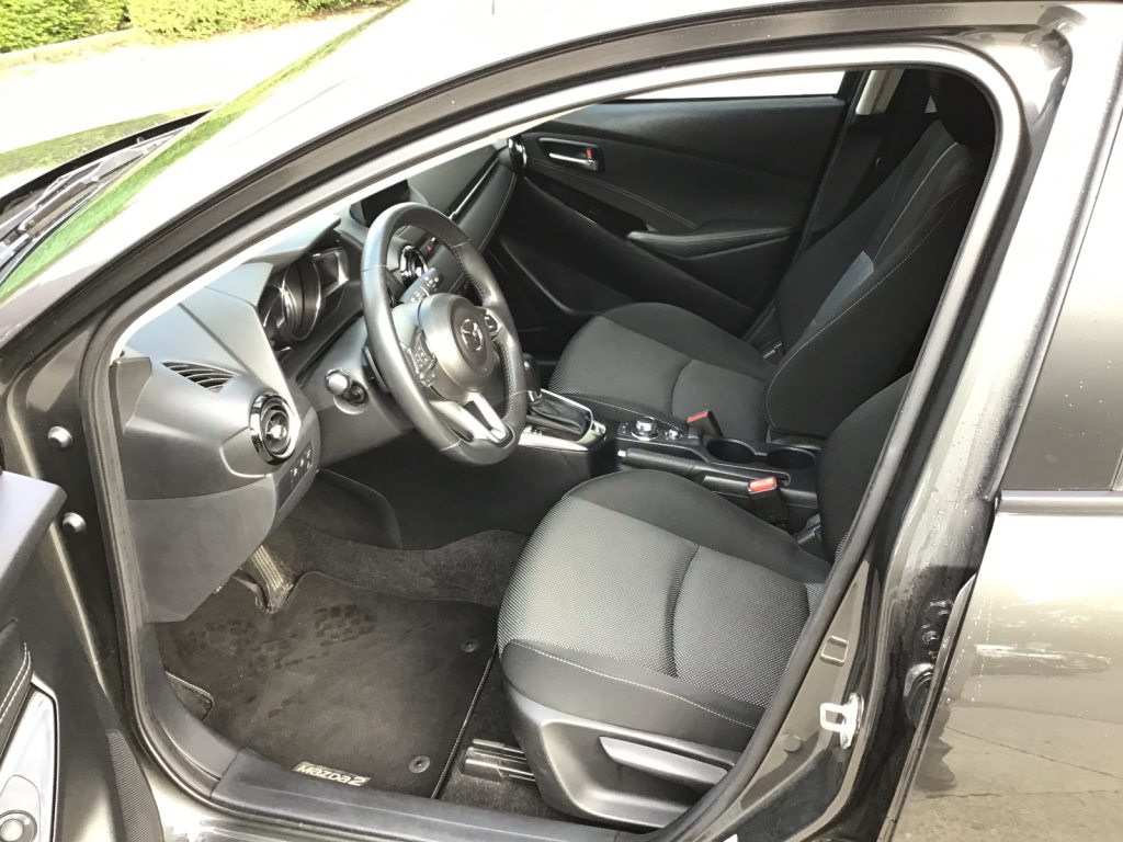 MAZDA 2 1.5 90 Revolution, Benzin, Occasion / Gebraucht, Automatik - 7