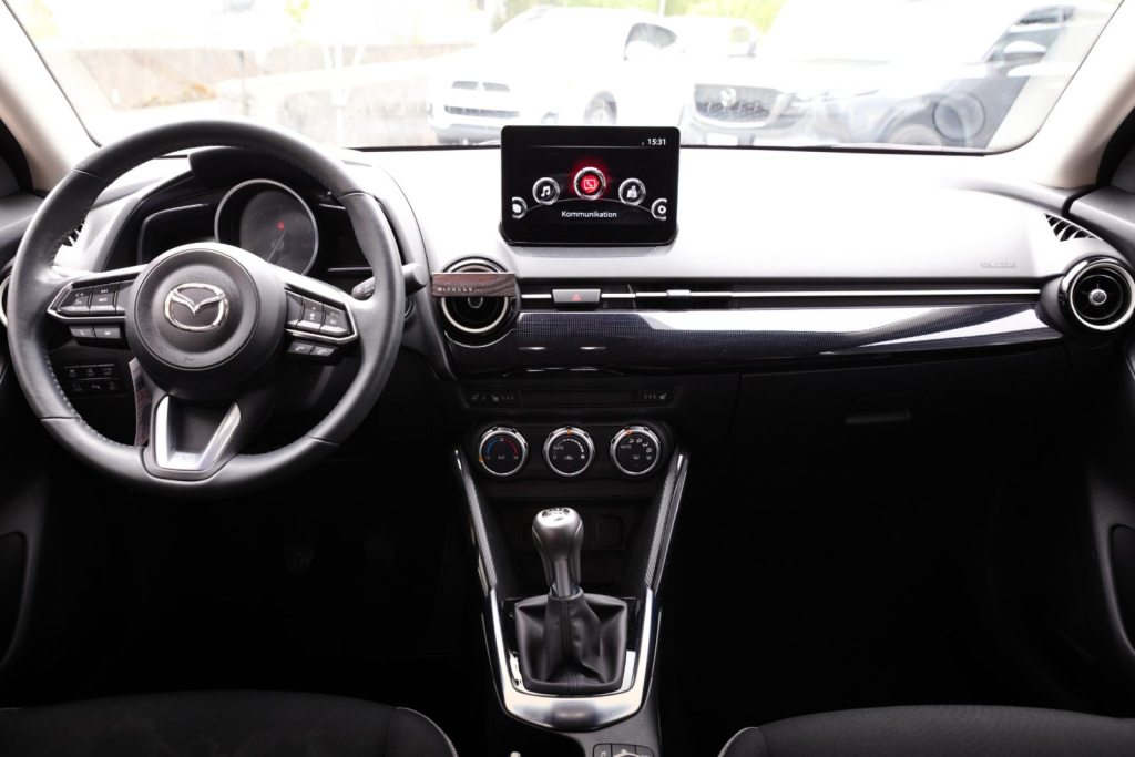 MAZDA 2 1.5 115 Exclusive-Line inkl. 360° Kamera, Mild-Hybrid Benzin/Elektro, Occasion / Gebraucht, Handschaltung - 4
