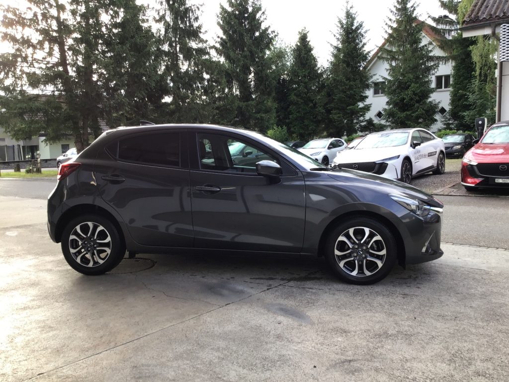 MAZDA 2 1.5 90 Revolution, Benzin, Occasion / Gebraucht, Automatik - 5