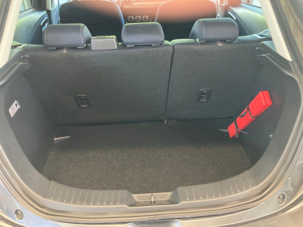 MAZDA 2 1.5 90 Revolution, Benzin, Occasion / Gebraucht, Handschaltung - 6