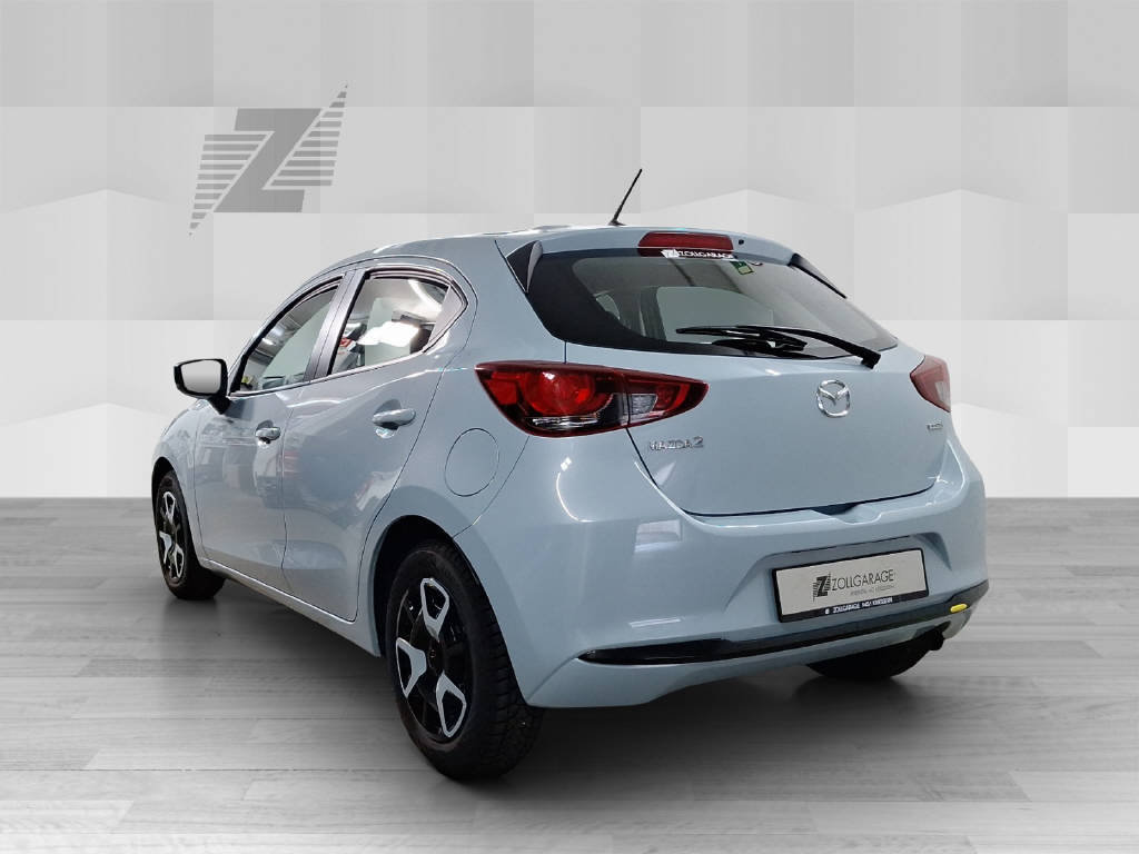MAZDA 2 1.5 90 Center-Line, Essence, Voiture de démonstration, Automatique - 3