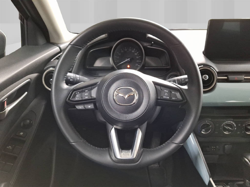 MAZDA 2 1.5 90 Center-Line, Essence, Voiture de démonstration, Automatique - 7