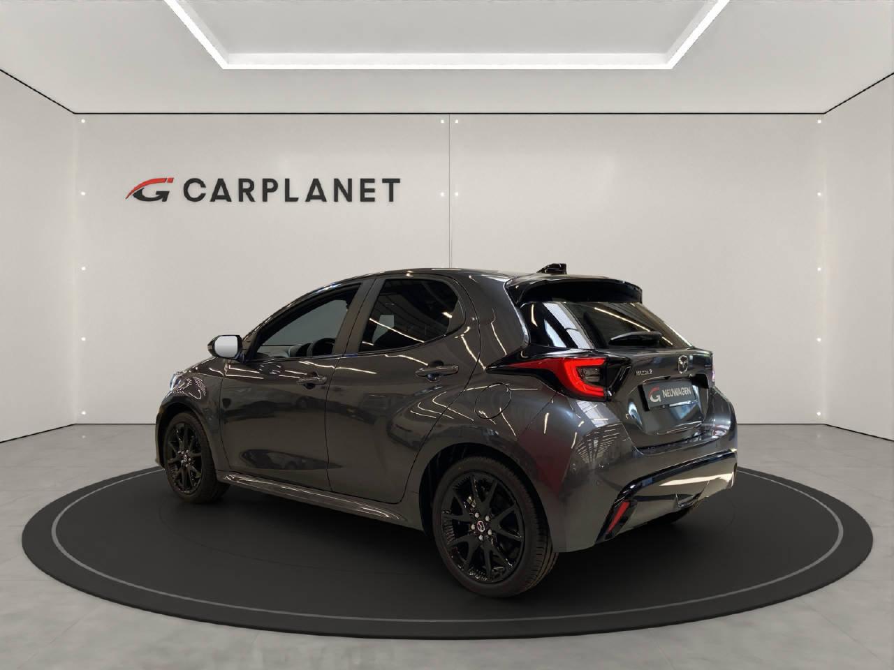 MAZDA 2 1.5 Hybrid Homura, Hybride Intégral Essence/Électricité, Voiture de démonstration, Automatique - 3