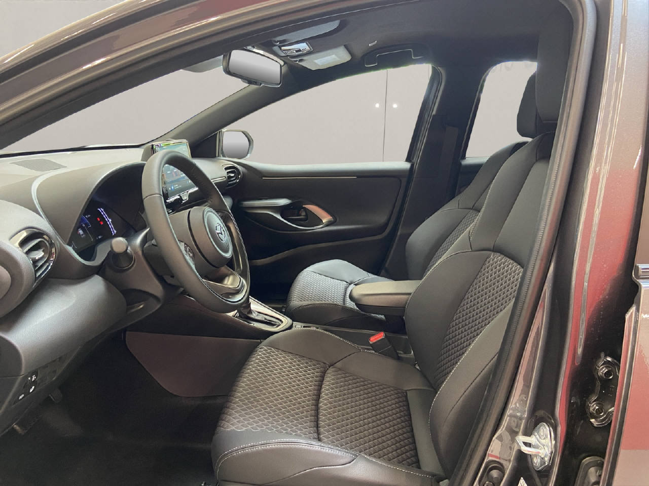 MAZDA 2 1.5 Hybrid Homura, Hybride Intégral Essence/Électricité, Voiture de démonstration, Automatique - 5