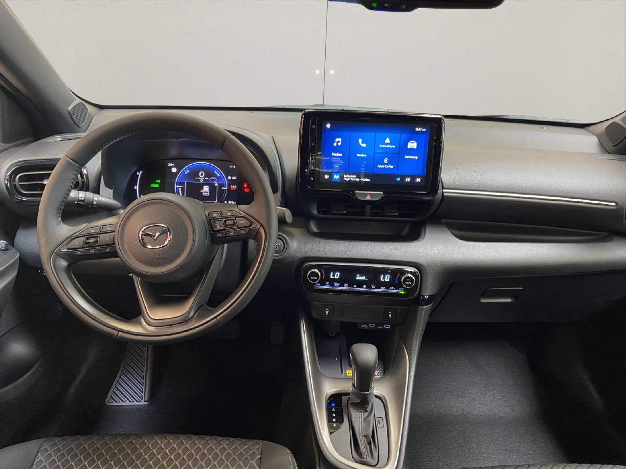 MAZDA 2 1.5 Hybrid Homura, Hybride Intégral Essence/Électricité, Voiture de démonstration, Automatique - 6
