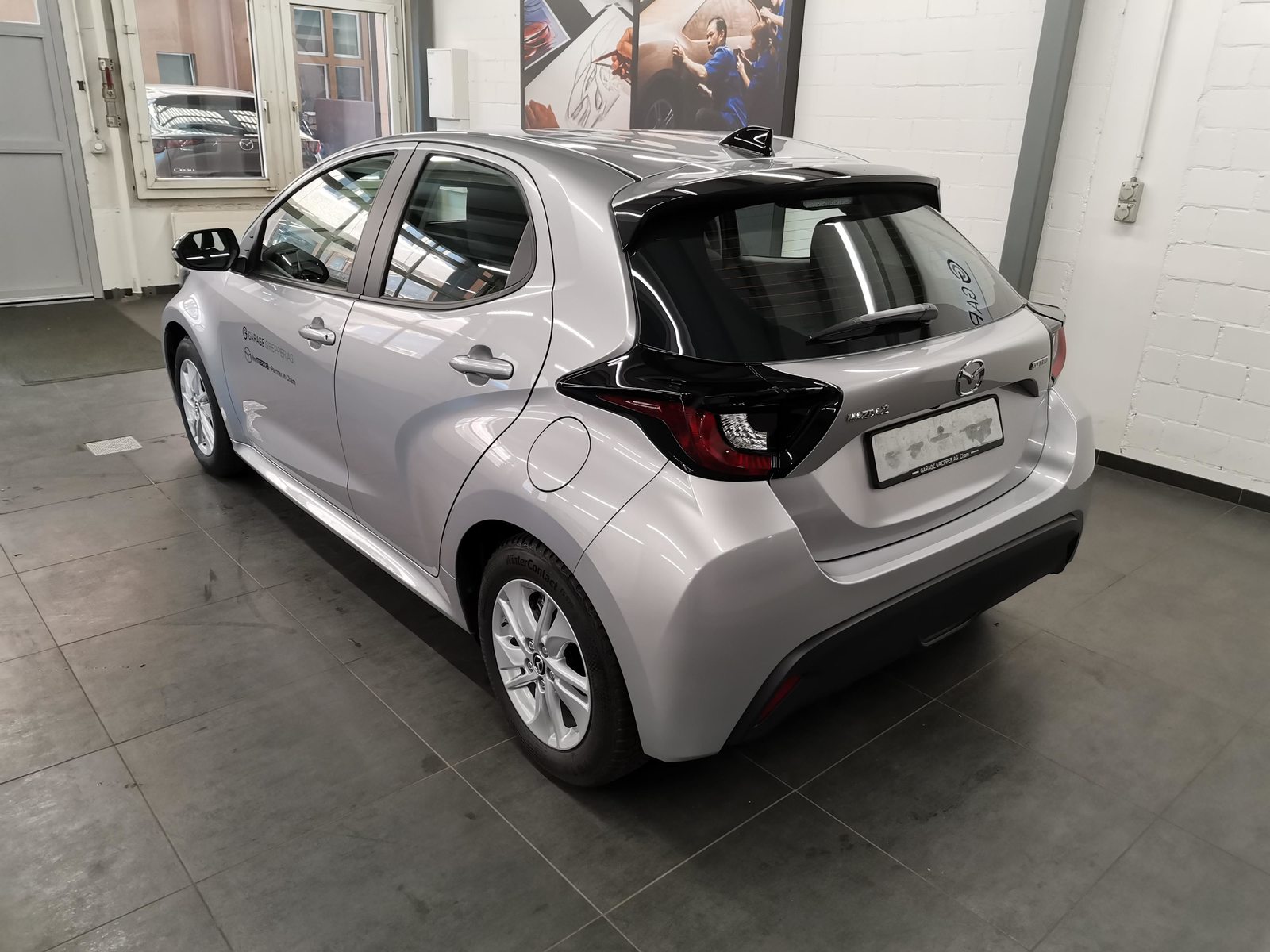 MAZDA 2 1.5 Hybrid Centre-Line, Hybride Integrale Benzina/Elettrica, Auto dimostrativa, Automatico - 4