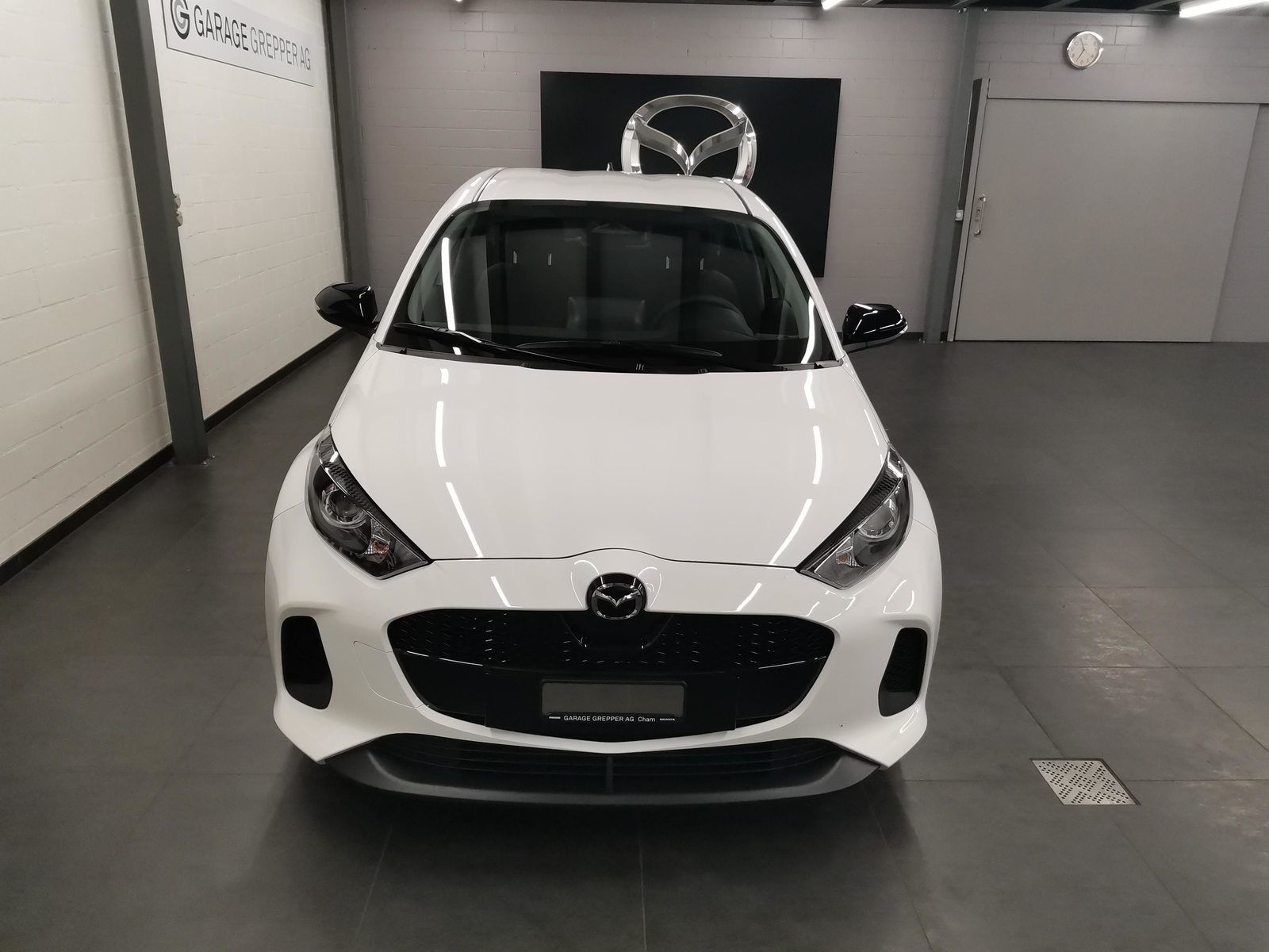 MAZDA 2 1.5 Hybrid Prime-Line, Full-Hybrid Petrol/Electric, Ex-demonstrator, Automatic - 2