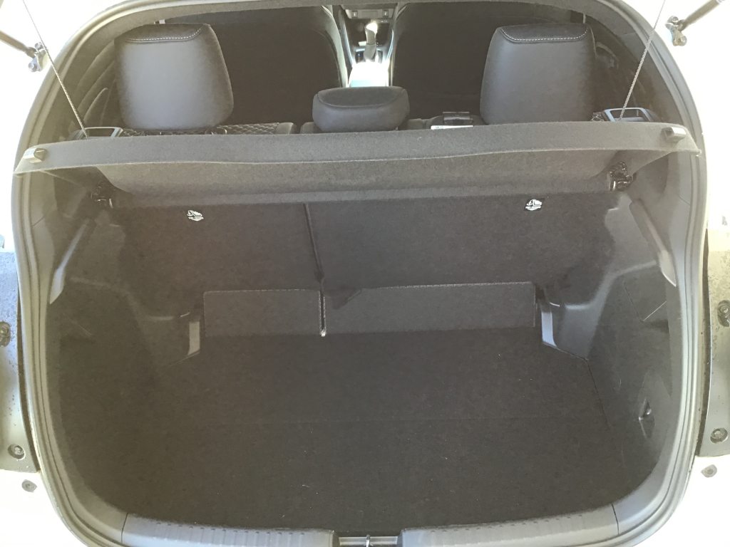 MAZDA 2 1.5 Hybrid Homura Plus, Hybride Intégral Essence/Électricité, Voiture de démonstration, Automatique - 7