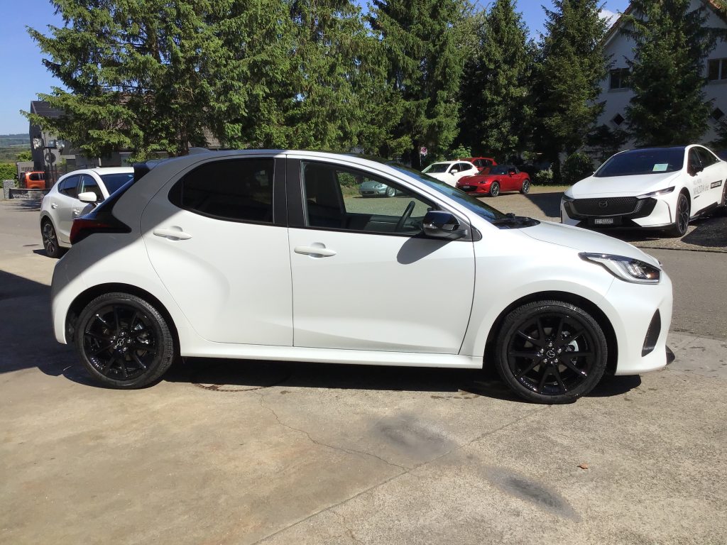 MAZDA 2 1.5 Hybrid Homura Plus, Hybride Intégral Essence/Électricité, Voiture de démonstration, Automatique - 6