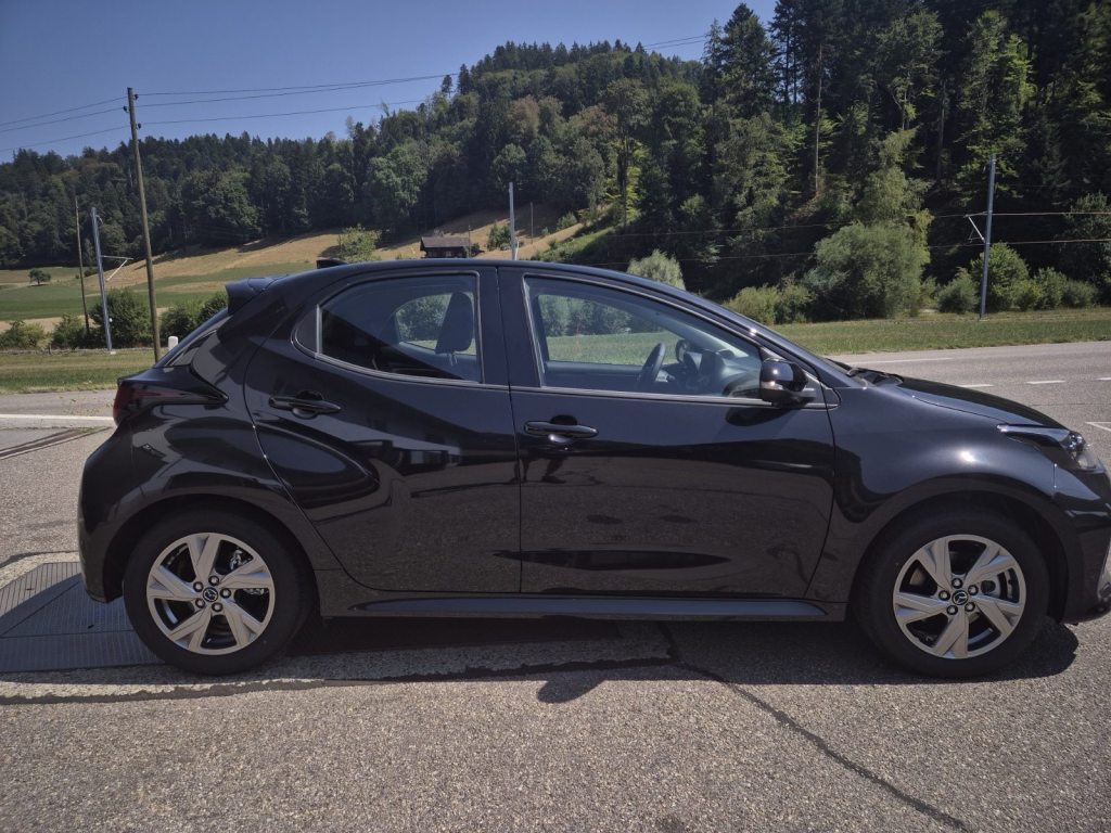 MAZDA 2 1.5 Hybrid Exclusive-Line, Hybride Intégral Essence/Électricité, Voiture de démonstration, Automatique - 3