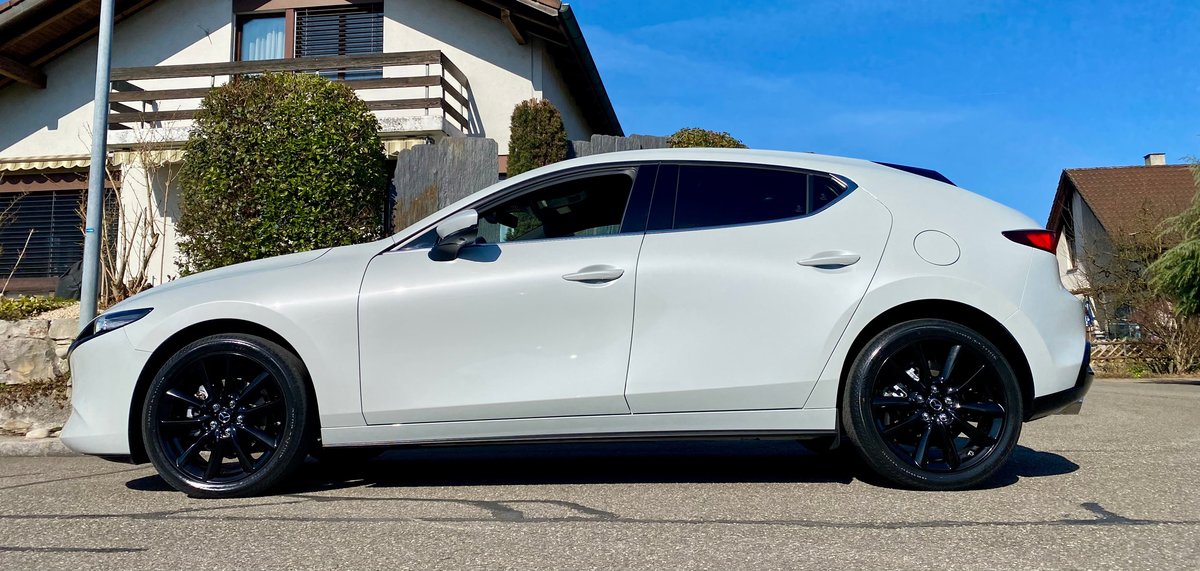 MAZDA 3 HB X 186 Excl. Line A, Hybride Léger Essence/Électricité, Voiture nouvelle, Automatique - 4
