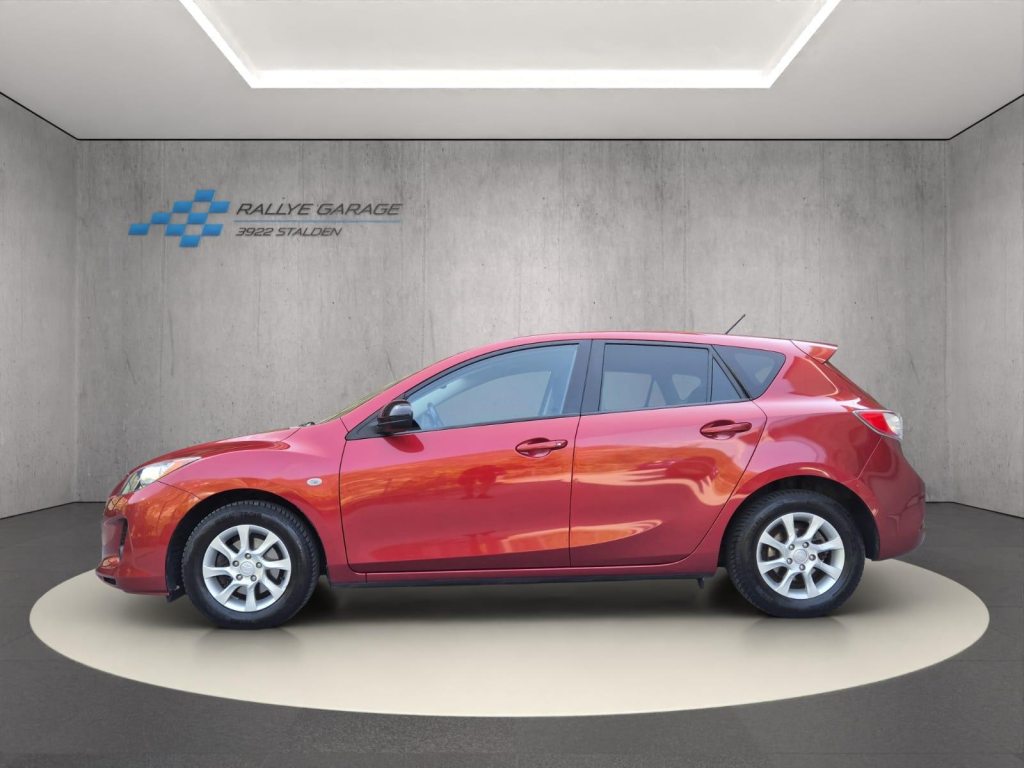 MAZDA 3 1.6 Red Edition, Petrol, Second hand / Used, Manual - 3